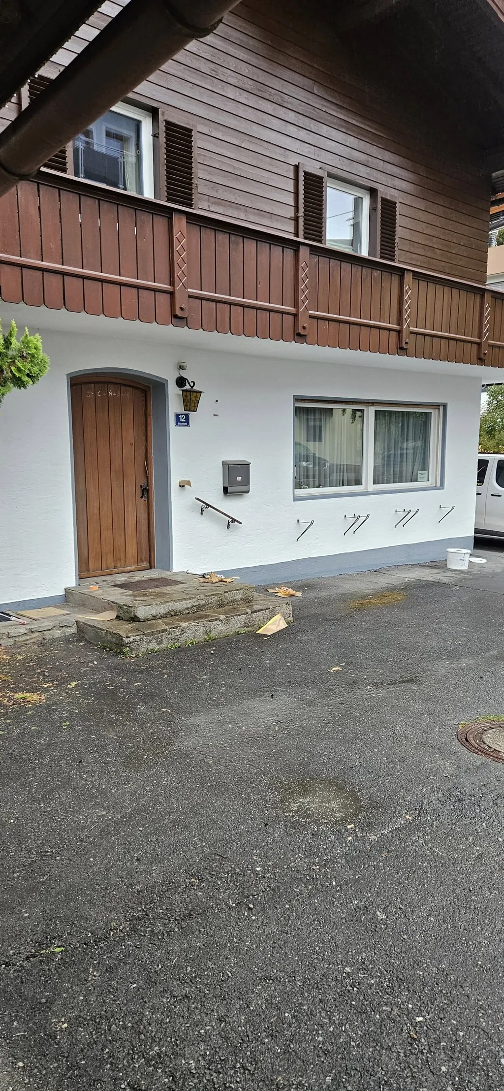 Frisch gestrichene Hausfassade